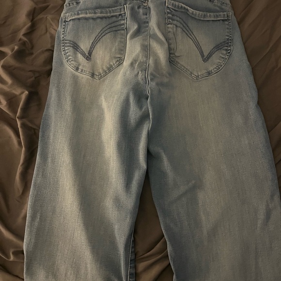 Democracy Jeans - Picture 3 of 3